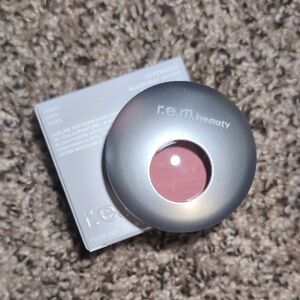R.E.M. Beauty Hypernova Satin Matte Blush